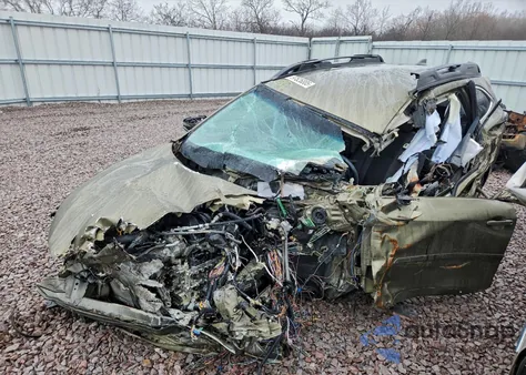 2022 Subaru Outback Premium z USA, uszkodzony, nr VIN 4S4BTADC3N3223127